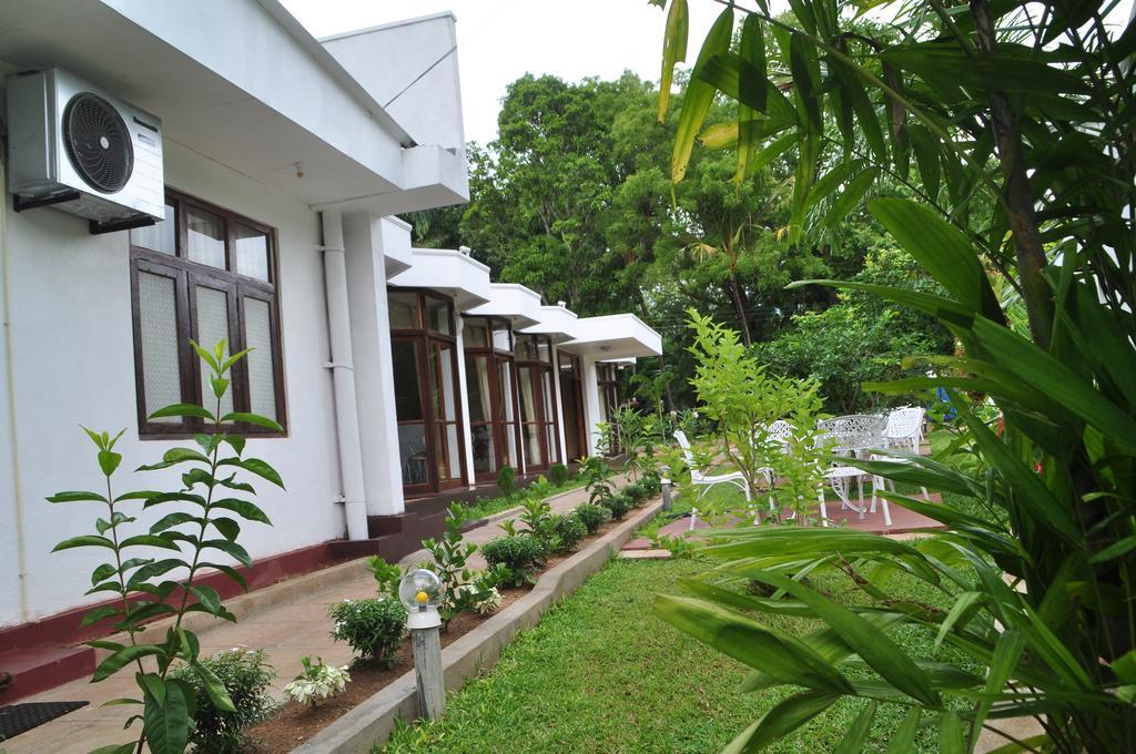 Melbourne Tourist Rest Otel Anuradhapura Dış mekan fotoğraf
