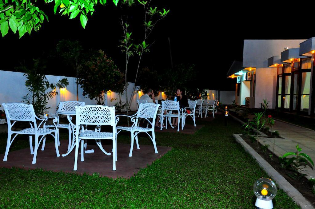 Melbourne Tourist Rest Otel Anuradhapura Dış mekan fotoğraf